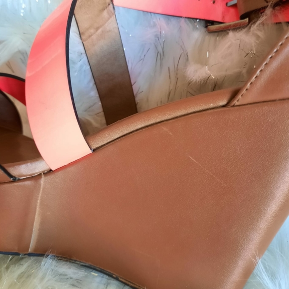 Matty's Platform Wedges - Picture 9 of 14